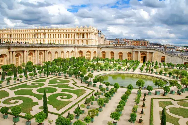 Versailles